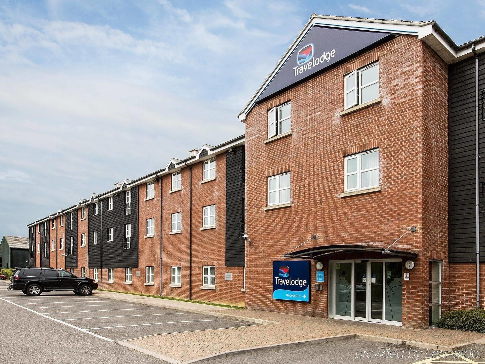Travelodge Stansted Great Dunmow Exterior photo